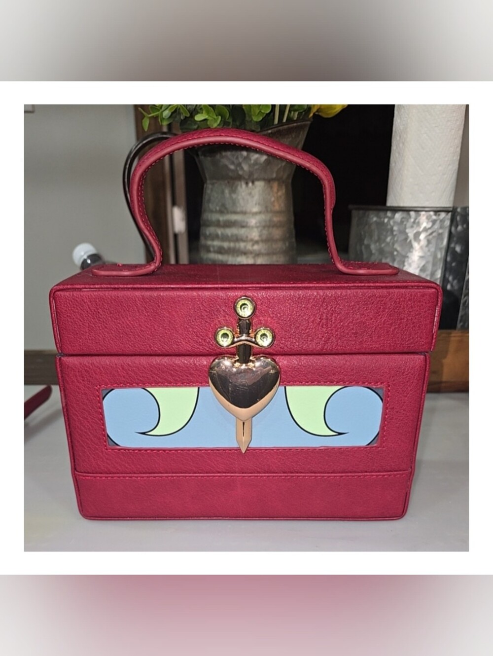 Disney Snow White & The Seven Dwarfs Heart Box Crossbody